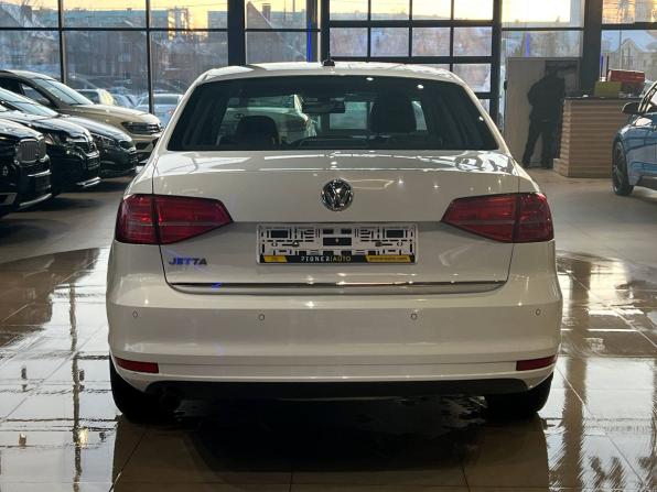 Volkswagen Jetta VI Рестайлинг с пробегом 2016 года, цена 1 090 000 рублей, 249000 км, седан, Автокод Объявления