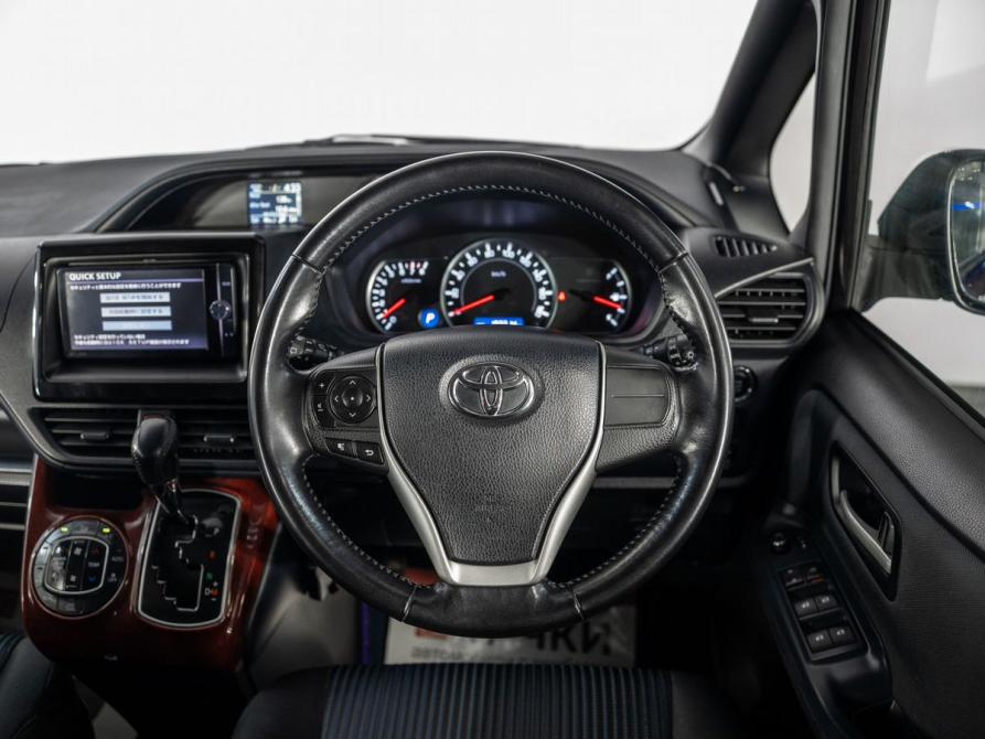 Toyota Voxy III (R80) Иркутск  - изображение 10
