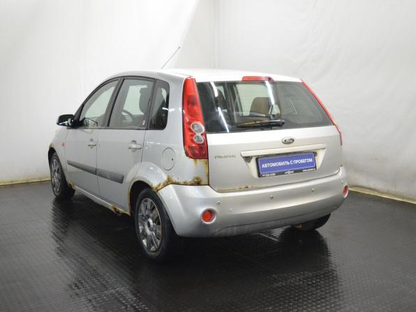 Ford Fiesta Mk5 с пробегом 2006 года, цена 150 000 рублей, 274000 км, хэтчбек, Автокод Объявления