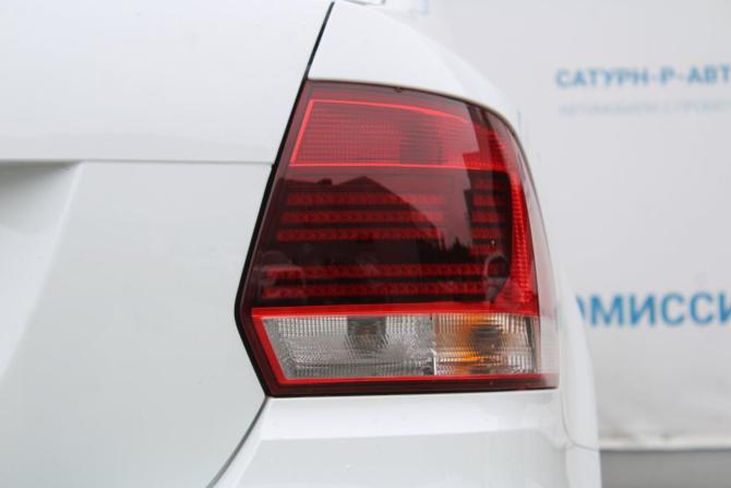 Volkswagen Polo V Рестайлинг с пробегом 2016 года, цена 1 150 000 рублей, 143000 км, седан, Автокод Объявления