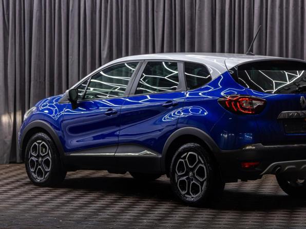 Renault Kaptur I Рестайлинг с пробегом 2021 года, цена 1 495 000 рублей, 129321 км, внедорожник, Автокод Объявления