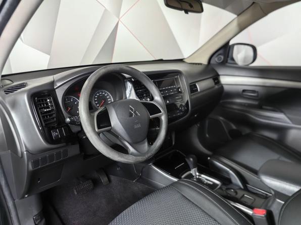 Mitsubishi Outlander III Рестайлинг 2 с пробегом 2018 года, цена 1 439 000 рублей, 175843 км, внедорожник, Автокод Объявления