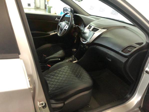 Hyundai Solaris I с пробегом 2013 года, цена 749 000 рублей, 144165 км, хэтчбек, Автокод Объявления