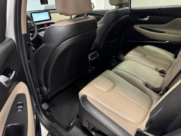 Hyundai Santa Fe IV Рестайлинг с пробегом 2020 года, цена 2 639 000 рублей, 66760 км, внедорожник, Автокод Объявления
