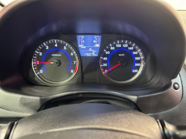 Hyundai Solaris I Рестайлинг с пробегом 2014 года, цена 899 000 рублей, 175959 км, седан, Автокод Объявления