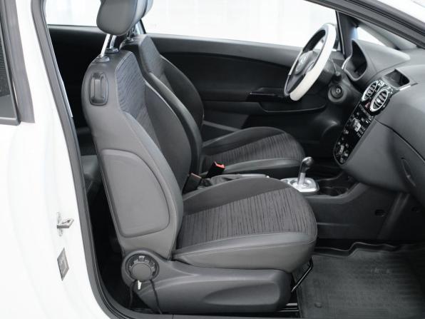 Opel Corsa D Рестайлинг II с пробегом 2014 года, цена 566 000 рублей, 139370 км, хэтчбек, Автокод Объявления