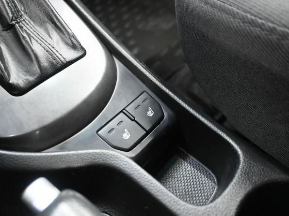 Kia Rio III Рестайлинг с пробегом 2015 года, цена 1 049 900 рублей, 283345 км, седан, Автокод Объявления