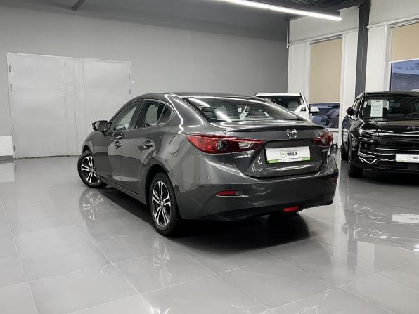 Mazda 3 III (BM) с пробегом 2014 года, цена 975 000 рублей, 232729 км, седан, Автокод Объявления