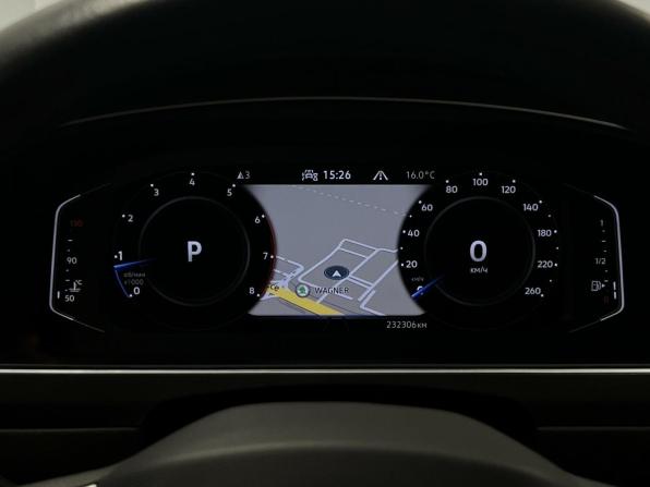 Volkswagen Tiguan II Рестайлинг с пробегом 2021 года, цена 2 265 000 рублей, 232305 км, внедорожник, Автокод Объявления