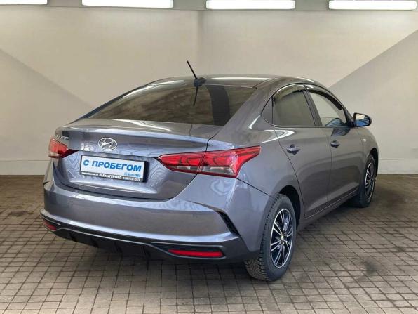 Hyundai Solaris II Рестайлинг с пробегом 2021 года, цена 1 305 000 рублей, 116584 км, седан, Автокод Объявления