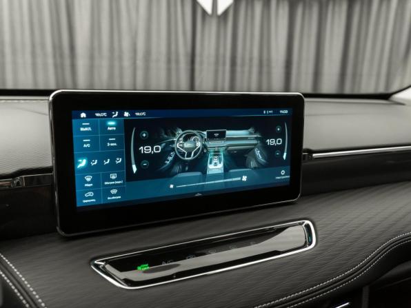 Haval Jolion I с пробегом 2023 года, цена 2 070 000 рублей, 4050 км, внедорожник, Автокод Объявления
