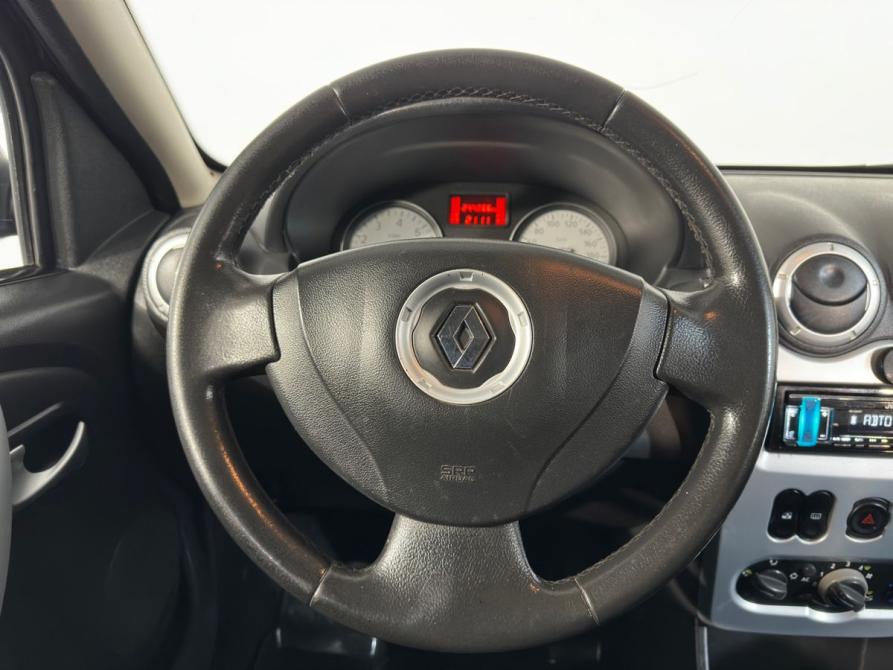 Renault Sandero I Великий Новгород  - изображение 13