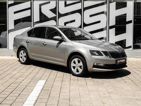 Skoda Octavia III (A7) Рестайлинг с пробегом 2018 года, цена 1 547 000 рублей, 114258 км, лифтбек, Автокод Объявления