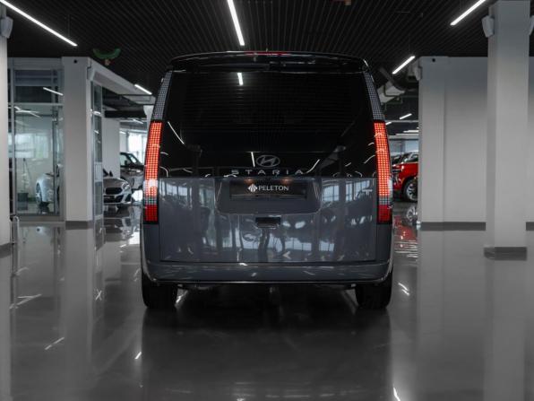 Hyundai Staria I с пробегом 2024 года, цена 7 700 000 рублей, 7483 км, минивэн, Автокод Объявления