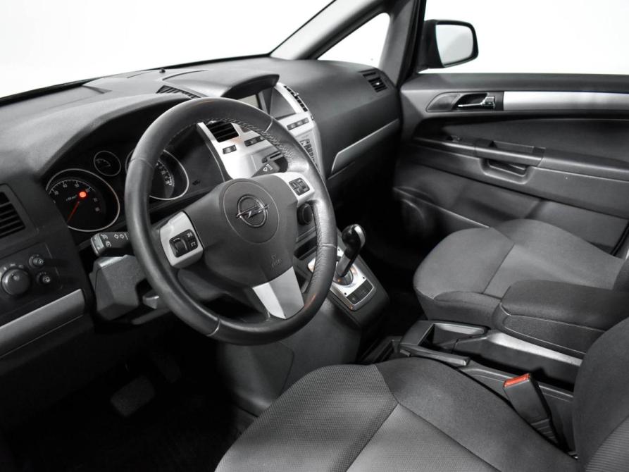 Opel Zafira B Рестайлинг Санкт-Петербург  - изображение 9
