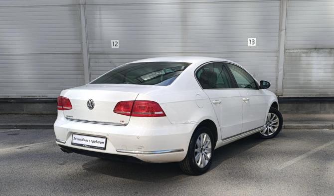 Volkswagen Passat B7 с пробегом 2011 года, цена 949 000 рублей, 135151 км, седан, Автокод Объявления