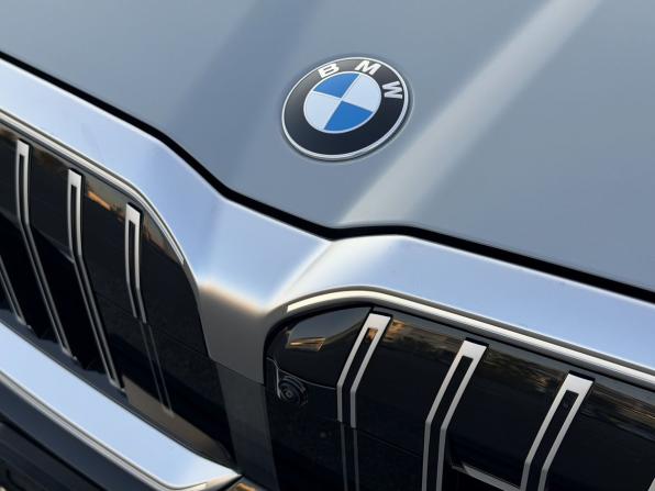 BMW 5 серии VIII (G60/G61/G68) с пробегом 2025 года, цена 8 400 000 рублей, 5854 км, седан, Автокод Объявления