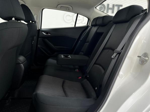 Mazda 3 III (BM) с пробегом 2014 года, цена 1 390 000 рублей, 98302 км, седан, Автокод Объявления