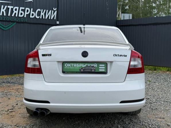 Skoda Octavia RS II Рестайлинг с пробегом 2010 года, цена 1 049 000 рублей, 230194 км, хэтчбек, Автокод Объявления