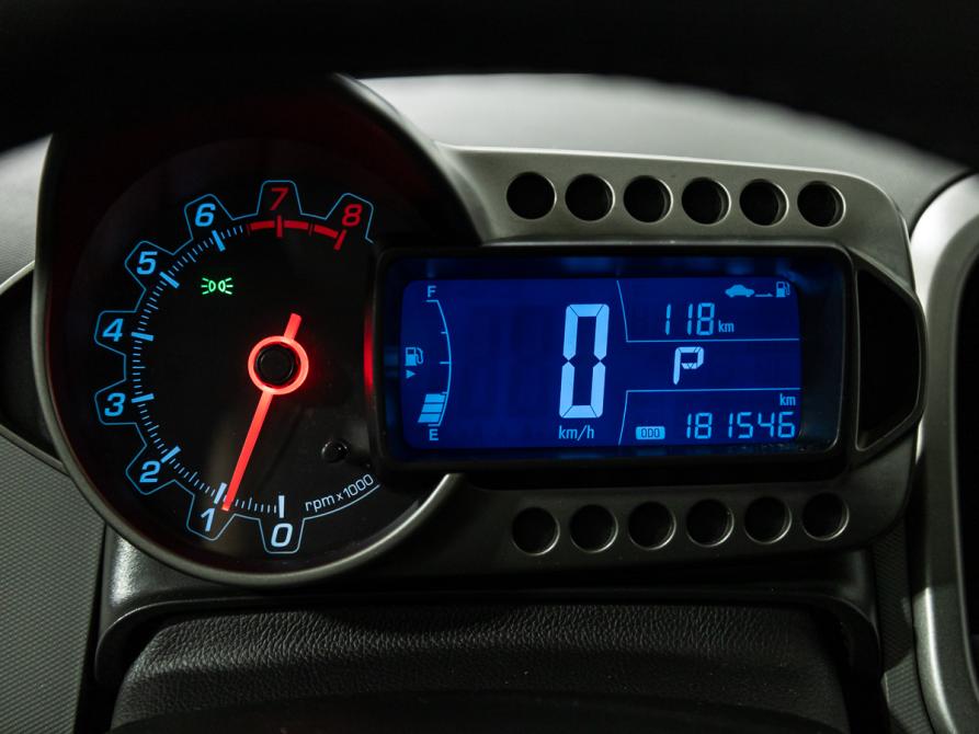 Chevrolet Aveo II Санкт-Петербург  - изображение 12