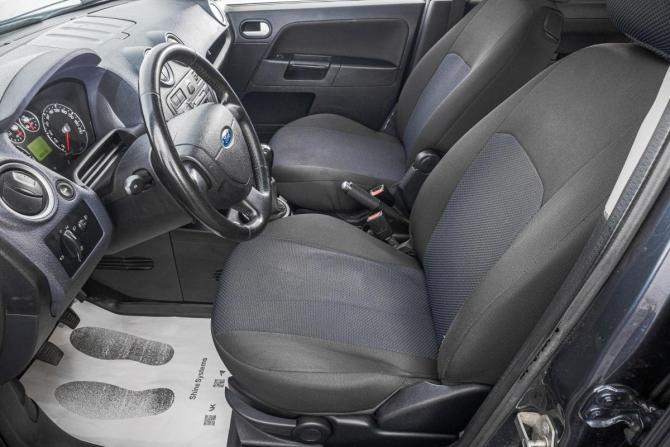 Ford Fusion I Рестайлинг с пробегом 2006 года, цена 499 000 рублей, 180000 км, хэтчбек, Автокод Объявления
