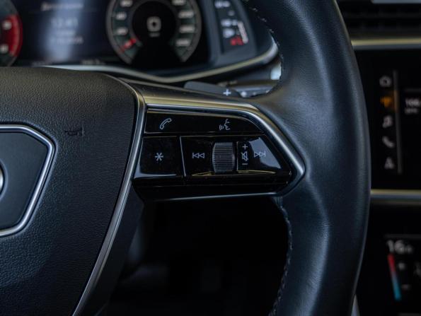 Audi A6 V (C8) с пробегом 2020 года, цена 4 940 000 рублей, 37771 км, седан, Автокод Объявления