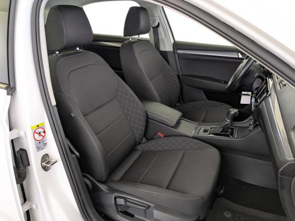 Skoda Superb III с пробегом 2019 года, цена 2 450 000 рублей, 40183 км, лифтбек, Автокод Объявления