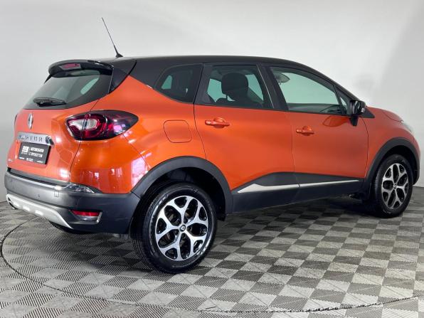 Renault Kaptur I с пробегом 2017 года, цена 998 000 рублей, 105867 км, внедорожник, Автокод Объявления
