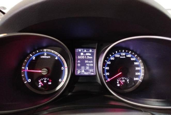 Hyundai Santa Fe III с пробегом 2015 года, цена 2 000 000 рублей, 175271 км, внедорожник, Автокод Объявления