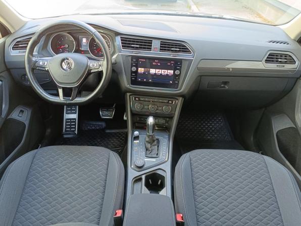 Volkswagen Tiguan II с пробегом 2018 года, цена 2 199 000 рублей, 155359 км, внедорожник, Автокод Объявления