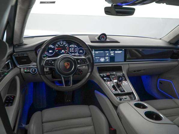 Porsche Panamera II с пробегом 2017 года, цена 7 699 977 рублей, 63002 км, лифтбек, Автокод Объявления