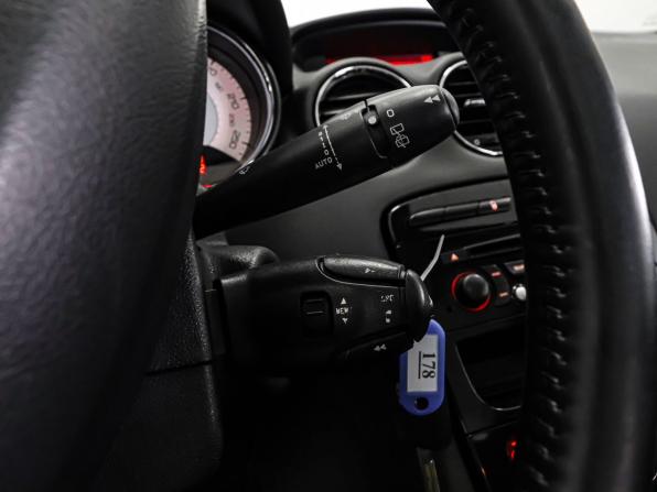 Peugeot 308 I Рестайлинг с пробегом 2012 года, цена 619 000 рублей, 207362 км, хэтчбек, Автокод Объявления