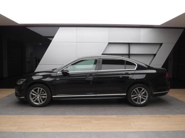Volkswagen Passat B8 с пробегом 2017 года, цена 1 790 000 рублей, 177900 км, седан, Автокод Объявления
