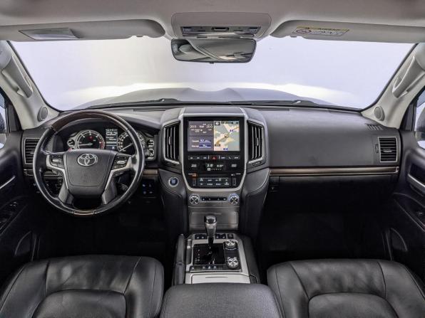 Toyota Land Cruiser 200 Series Рестайлинг 2 с пробегом 2019 года, цена 7 500 000 рублей, 121728 км, внедорожник, Автокод Объявления