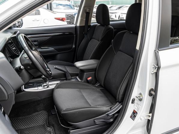Mitsubishi Outlander III Рестайлинг 3 с пробегом 2019 года, цена 1 920 000 рублей, 181578 км, внедорожник, Автокод Объявления