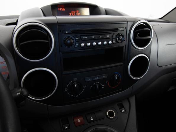 Citroen Berlingo II Рестайлинг 2 с пробегом 2017 года, цена 899 000 рублей, 247157 км, компактвэн, Автокод Объявления