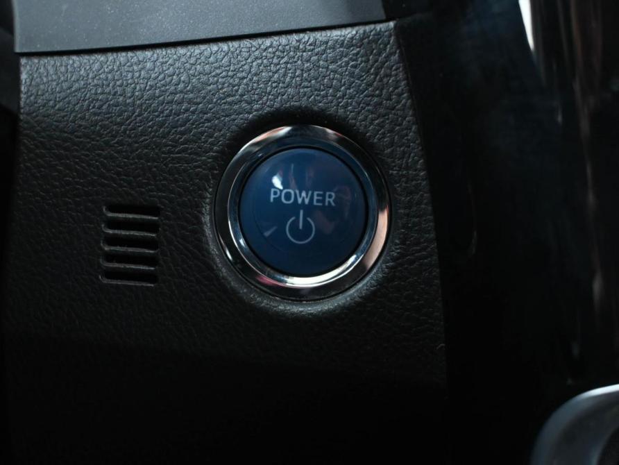 Toyota Auris II Рестайлинг Новороссийск  - изображение 17