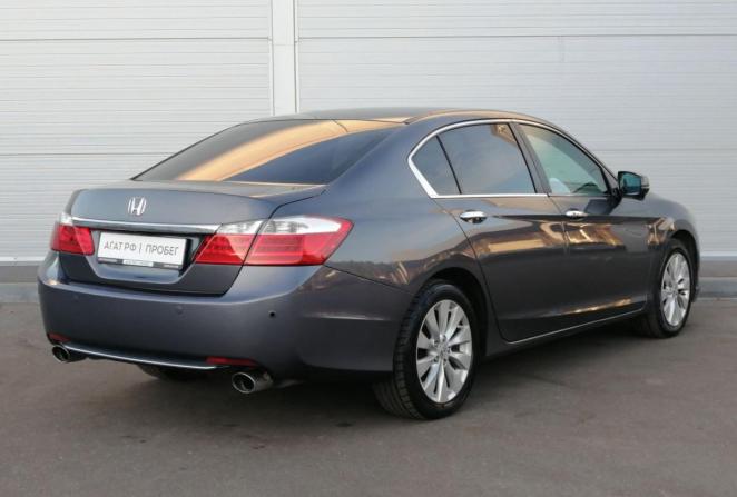 Honda Accord IX с пробегом 2013 года, цена 1 550 000 рублей, 235922 км, седан, Автокод Объявления