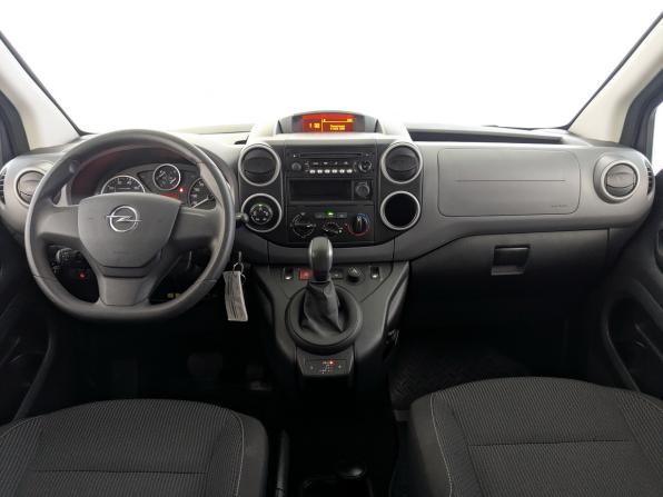 Opel Combo PCMA с пробегом 2021 года, цена 2 150 000 рублей, 48701 км, компактвэн, Автокод Объявления