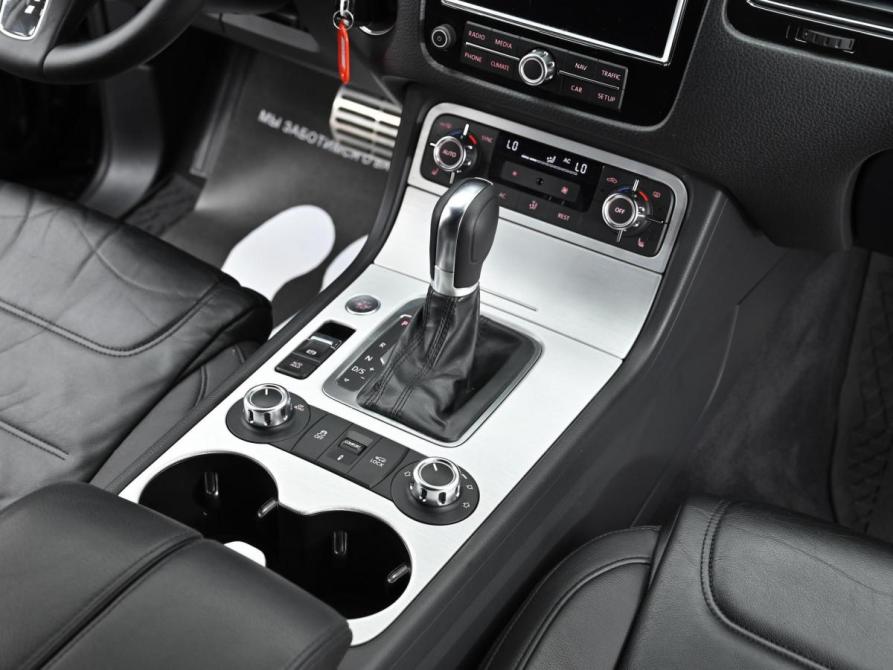 Volkswagen Touareg II Москва  - изображение 9