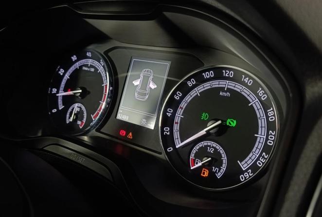 Skoda Karoq I с пробегом 2021 года, цена 2 080 000 рублей, 92484 км, внедорожник, Автокод Объявления