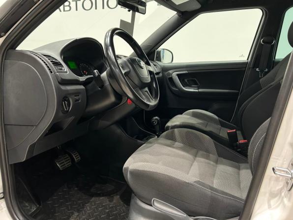 Skoda Fabia II Рестайлинг с пробегом 2012 года, цена 729 000 рублей, 137000 км, хэтчбек, Автокод Объявления