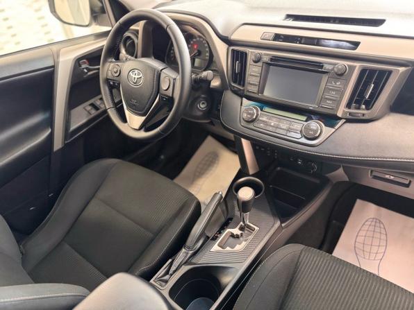 Toyota RAV4 IV (XA40) с пробегом 2015 года, цена 2 290 000 рублей, 131285 км, внедорожник, Автокод Объявления