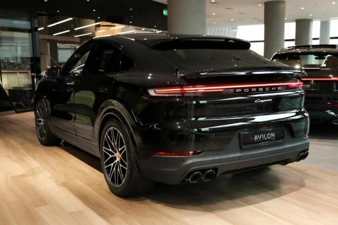 Новый Porsche Cayenne III Рестайлинг 2025 года, цена 16 500 000 рублей, внедорожник, Автокод Объявления