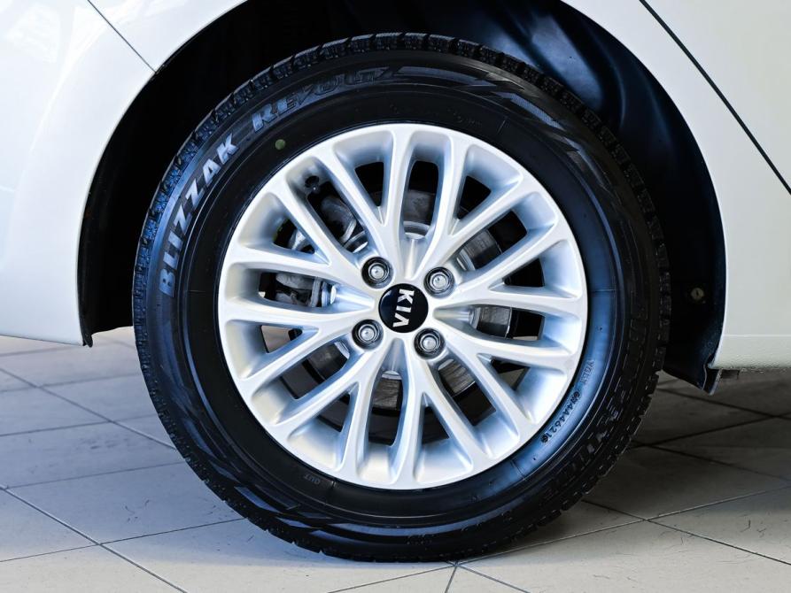 Kia Rio IV Ростов-на-Дону  - изображение 7