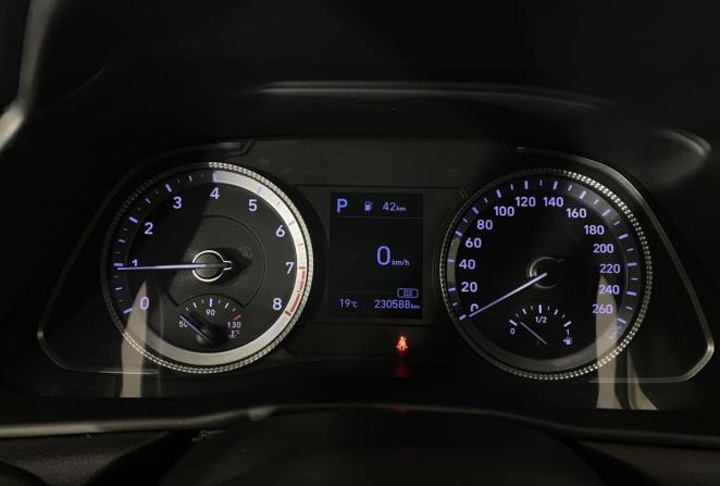 Hyundai Sonata VII (LF) Рестайлинг с пробегом 2020 года, цена 1 900 000 рублей, 230588 км, седан, Автокод Объявления