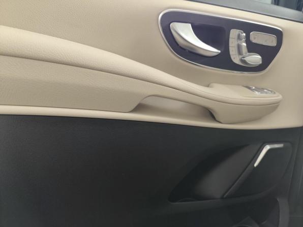 Новый Mercedes-Benz V-Класс III (W447) Рестайлинг 2 2026 года, цена 15 109 600 рублей, минивэн, Автокод Объявления