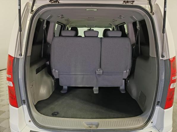 Hyundai H-1 II Рестайлинг 2 с пробегом 2021 года, цена 3 299 000 рублей, 171288 км, минивэн, Автокод Объявления