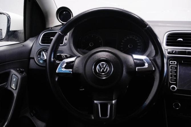 Volkswagen Polo V с пробегом 2012 года, цена 779 000 рублей, 114003 км, седан, Автокод Объявления