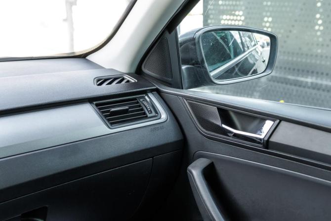 Skoda Rapid I Рестайлинг с пробегом 2019 года, цена 975 000 рублей, 123190 км, лифтбек, Автокод Объявления